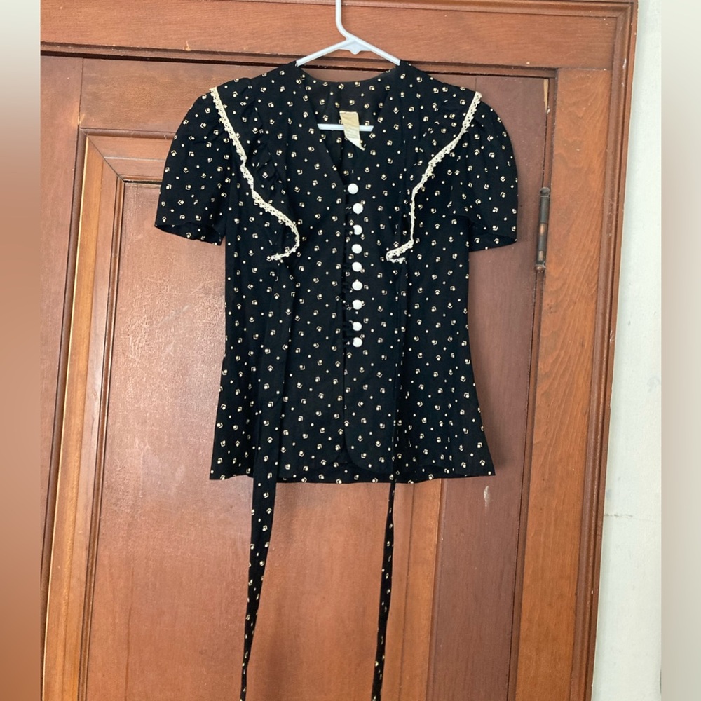 80s vintage black and white blouse